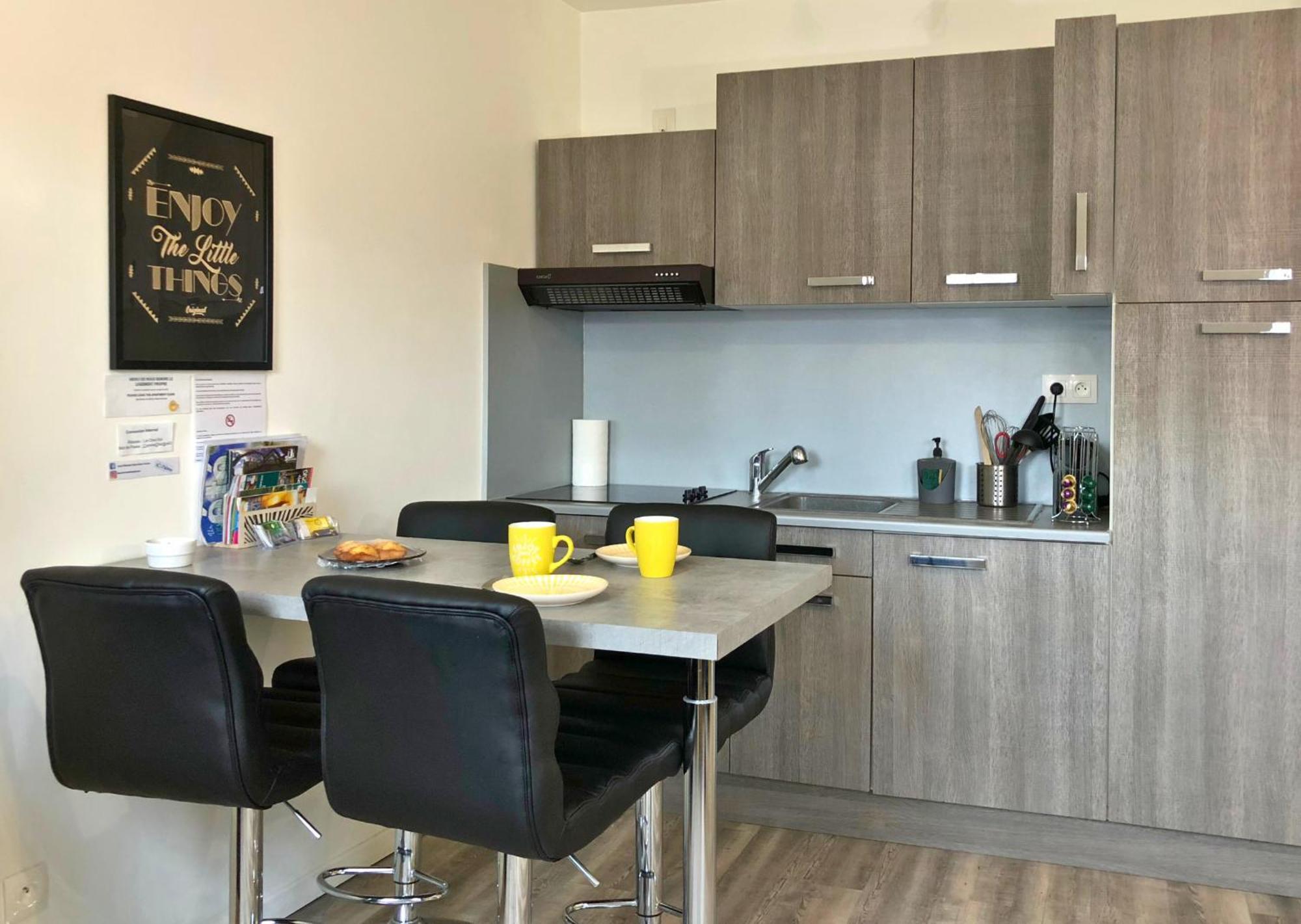 Appartement - Parking Prive Gratuit, Proche Centre-Ville Et Gare De Saint-Omer Saint-Omer (Pas-de-Calais) Pokój zdjęcie