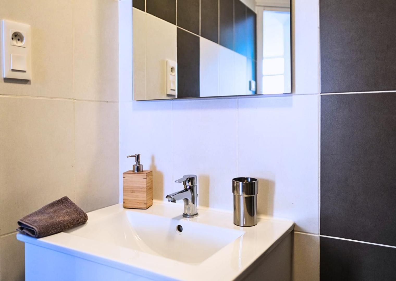 Appartement - Parking Prive Gratuit, Proche Centre-Ville Et Gare De Saint-Omer Saint-Omer (Pas-de-Calais) Zewnętrze zdjęcie