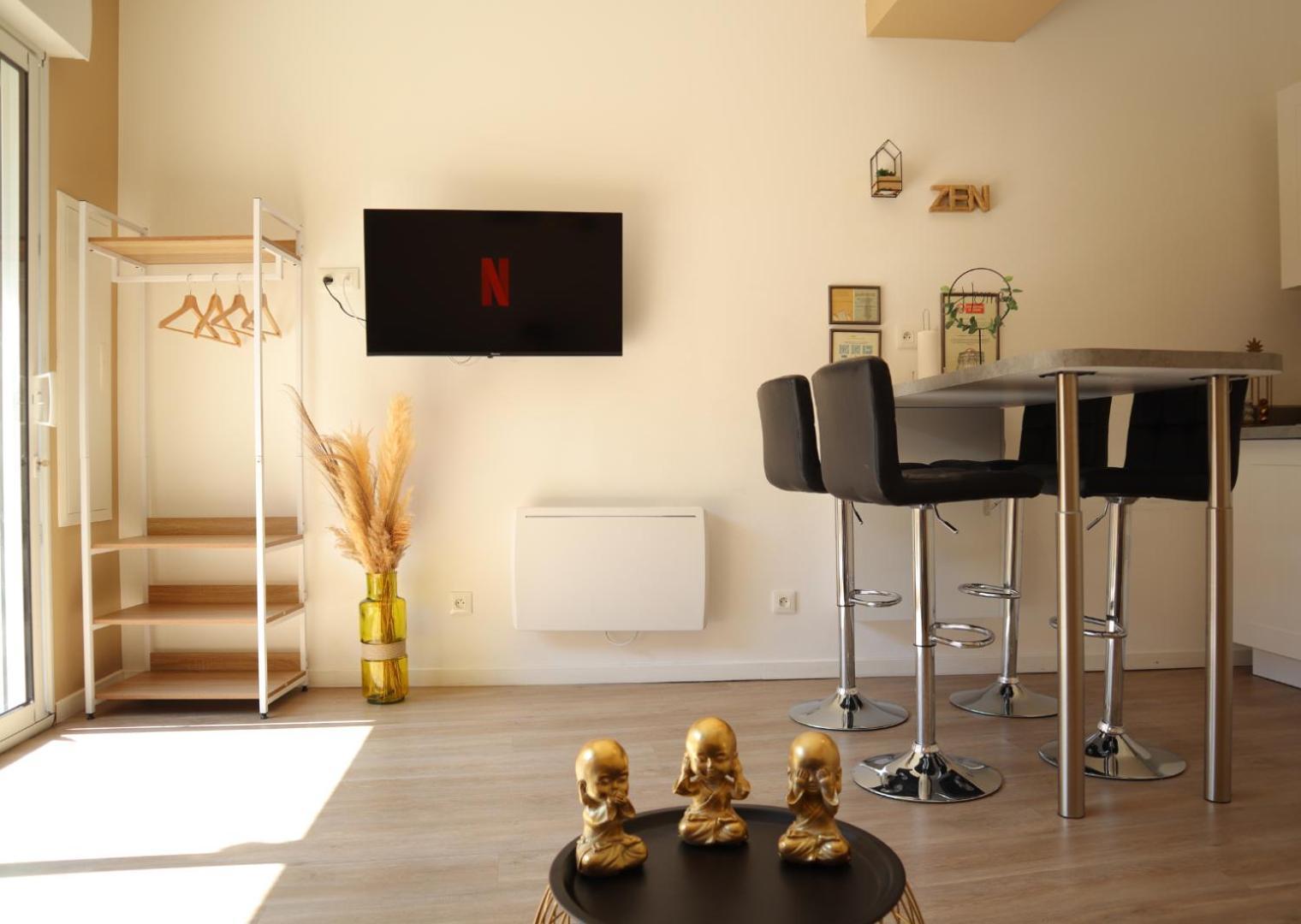 Appartement - Parking Prive Gratuit, Proche Centre-Ville Et Gare De Saint-Omer Saint-Omer (Pas-de-Calais) Zewnętrze zdjęcie